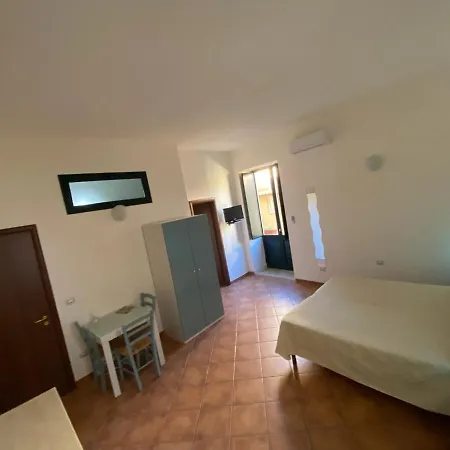 La Casa Ro Curtigghiu Guest house *